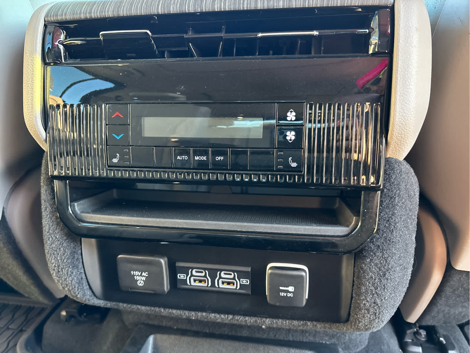 2024 Jeep Wagoneer Series III