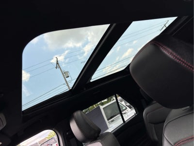 2024 Ford Explorer ST-Line