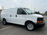 2009 Chevrolet Express Cargo Van RWD 1500 135"