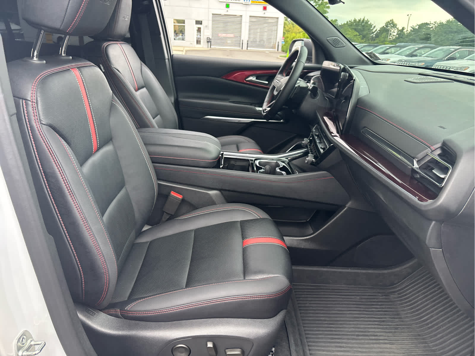 2025 Chevrolet Traverse AWD RS