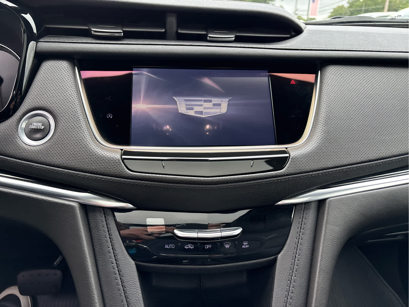 2024 Cadillac XT5 FWD Premium Luxury
