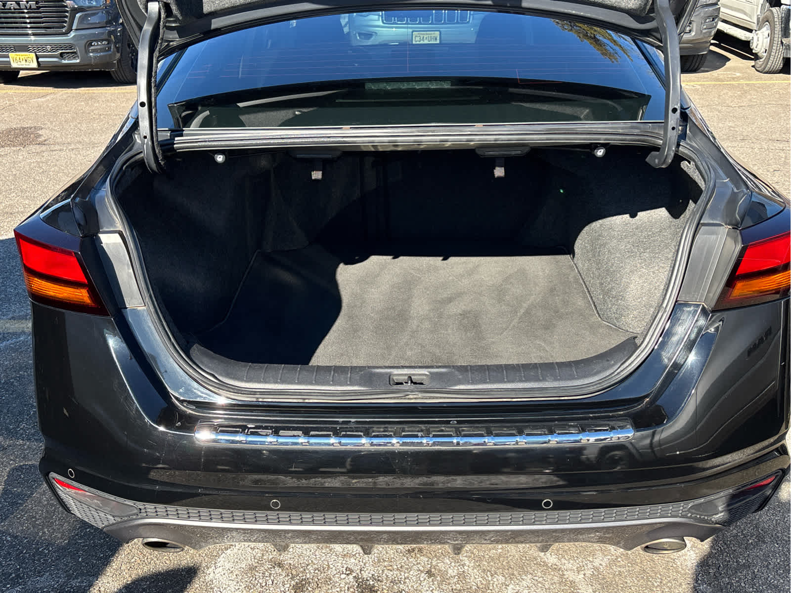 2020 Nissan Altima 2.5 SR