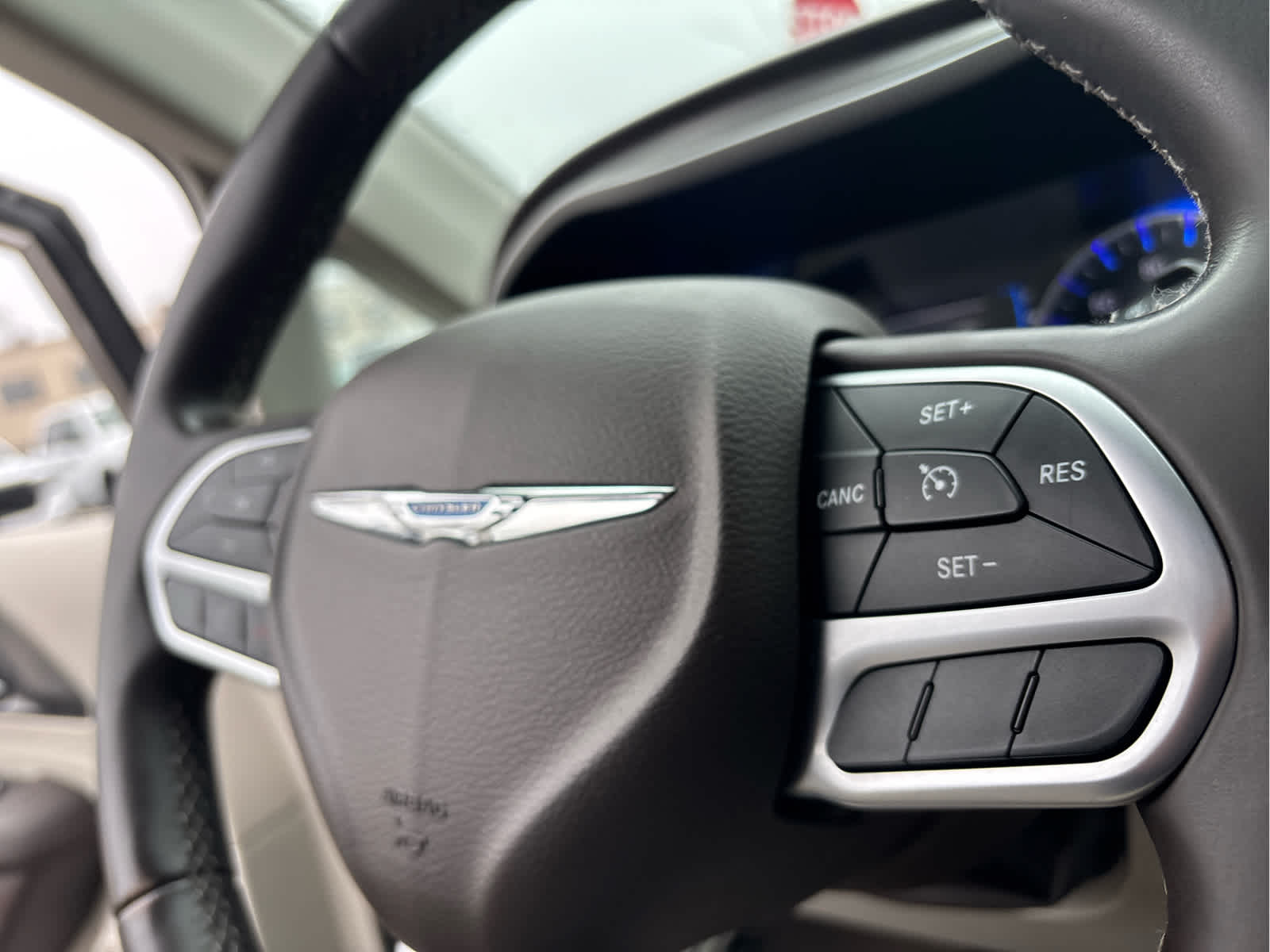 2017 Chrysler Pacifica Touring-L