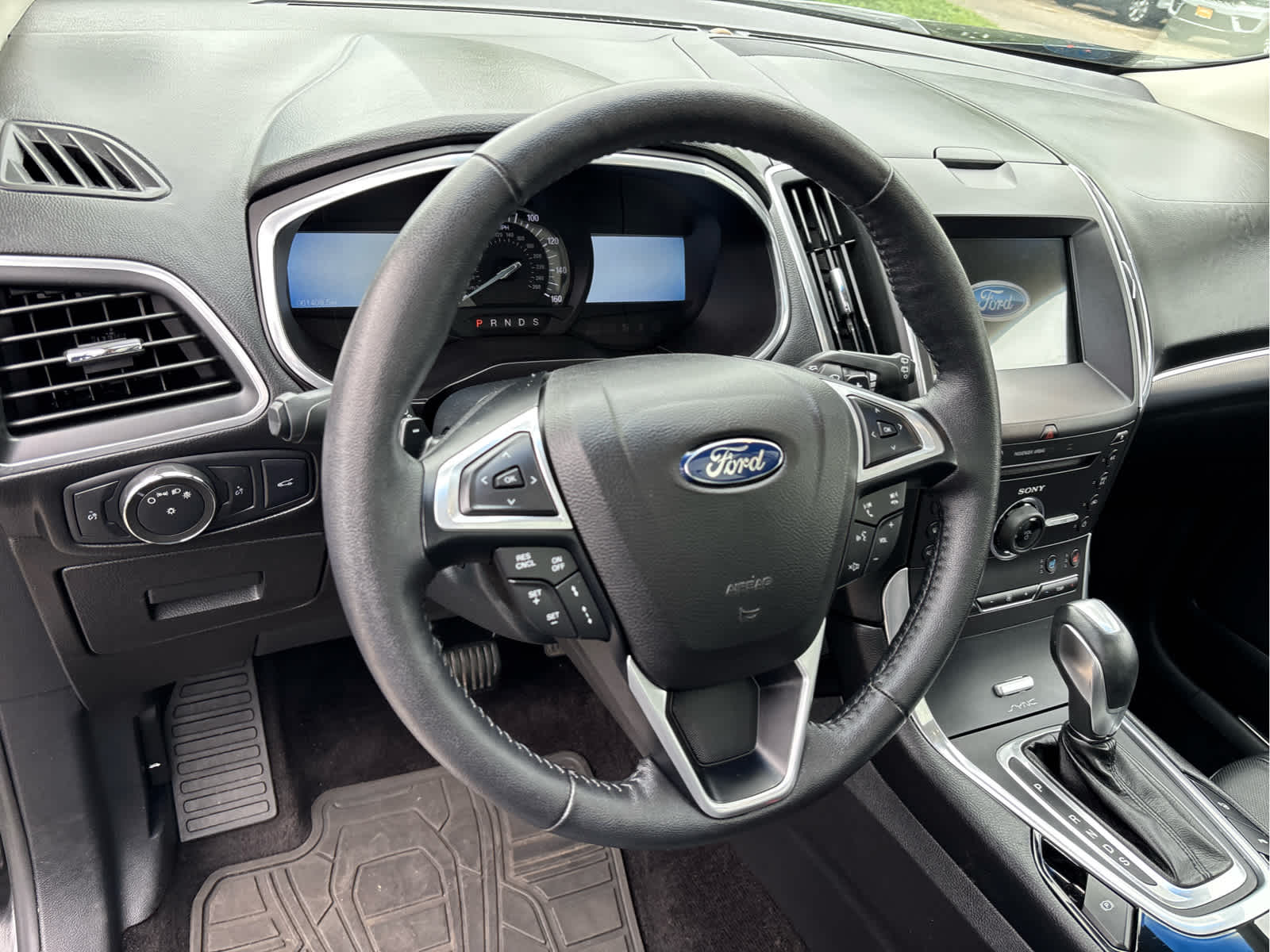 2016 Ford Edge Titanium