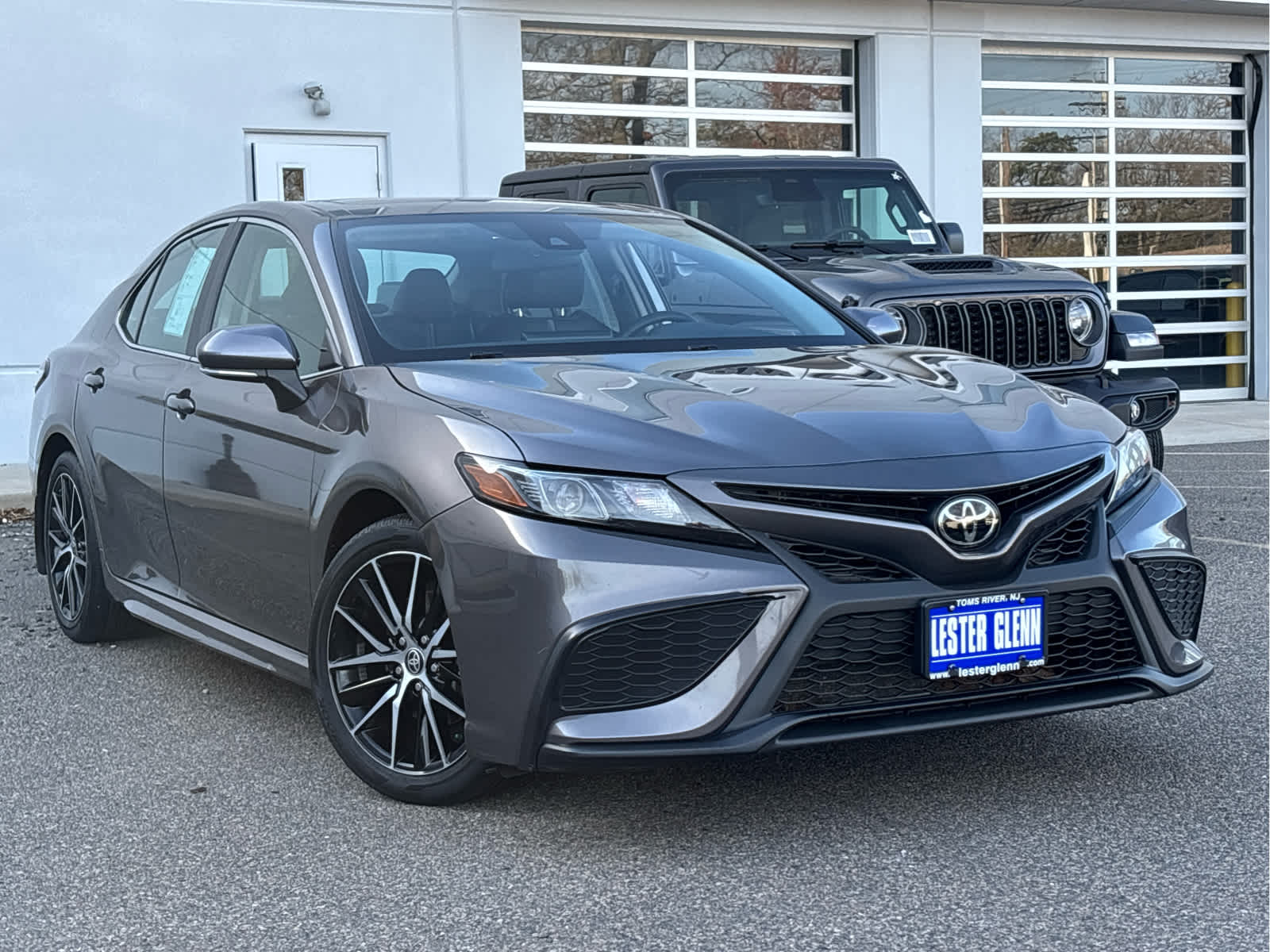 2023 Toyota Camry SE