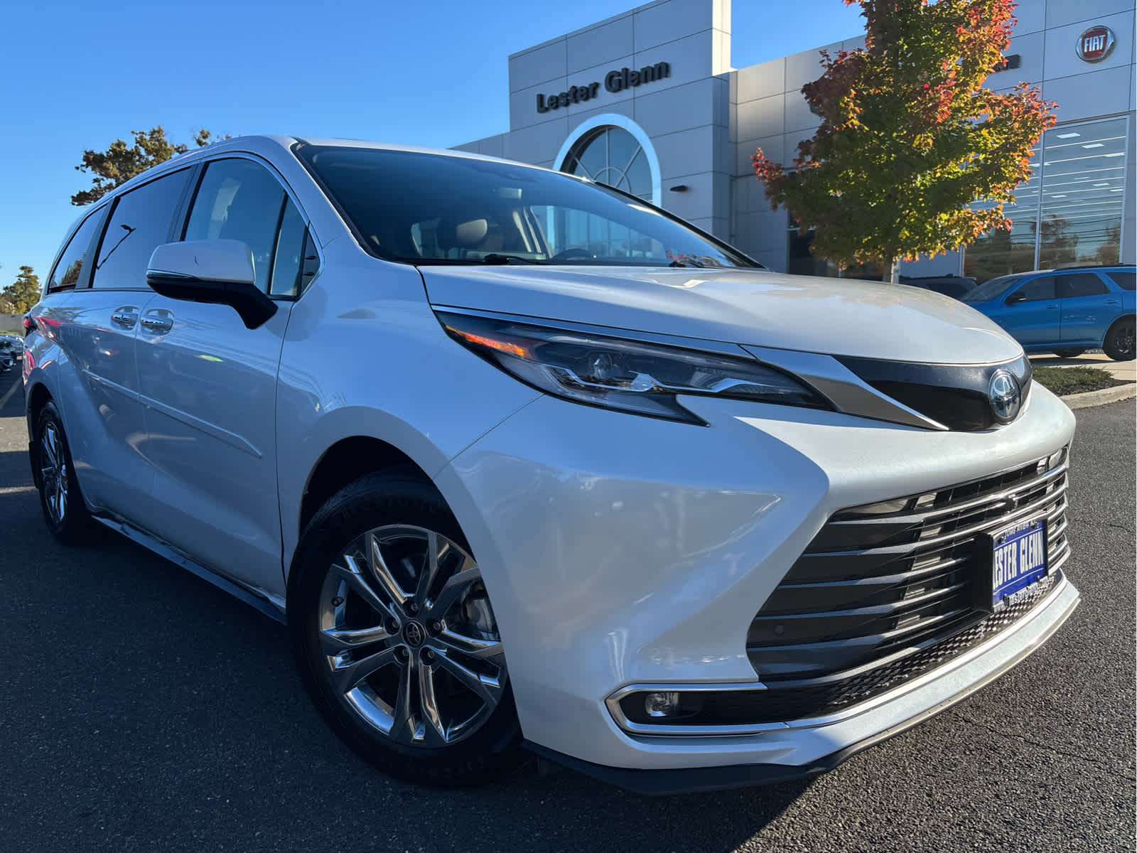 2023 Toyota Sienna Platinum