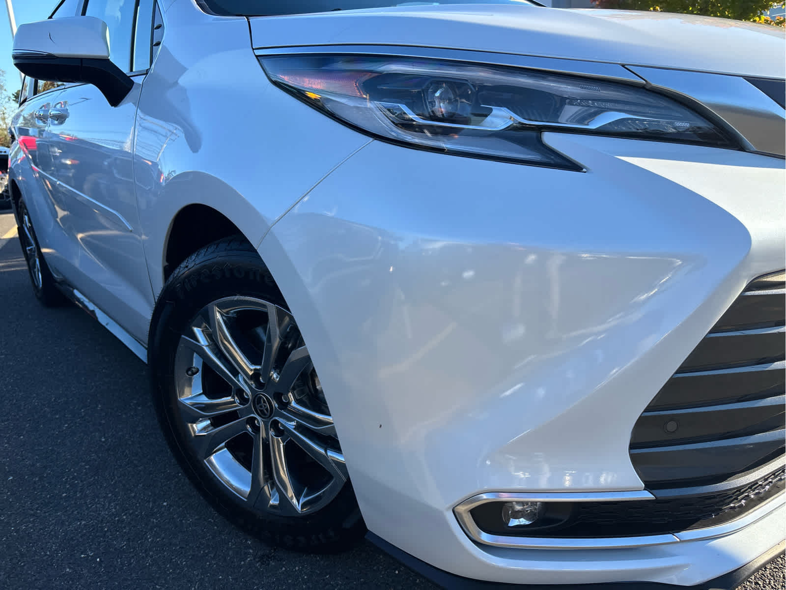 2023 Toyota Sienna Platinum