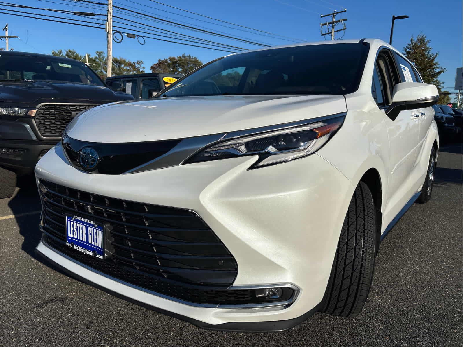2023 Toyota Sienna Platinum