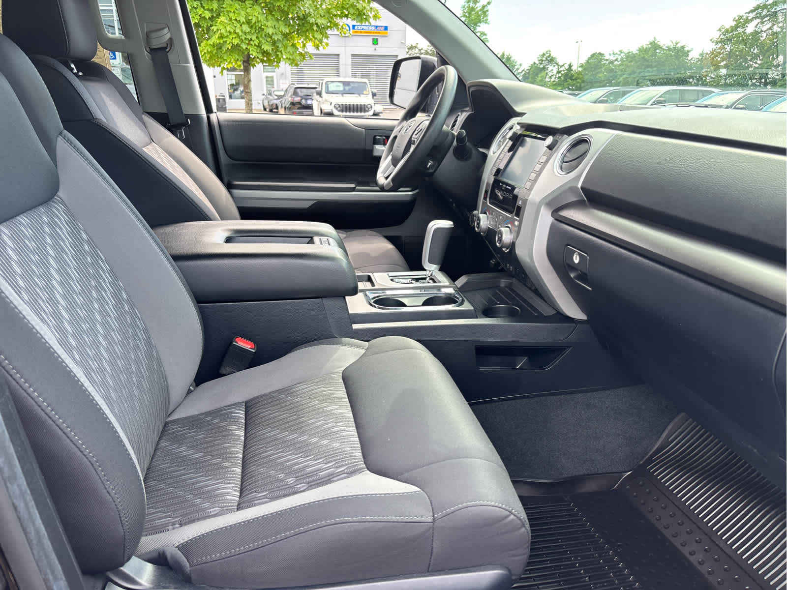 2020 Toyota Tundra SR5