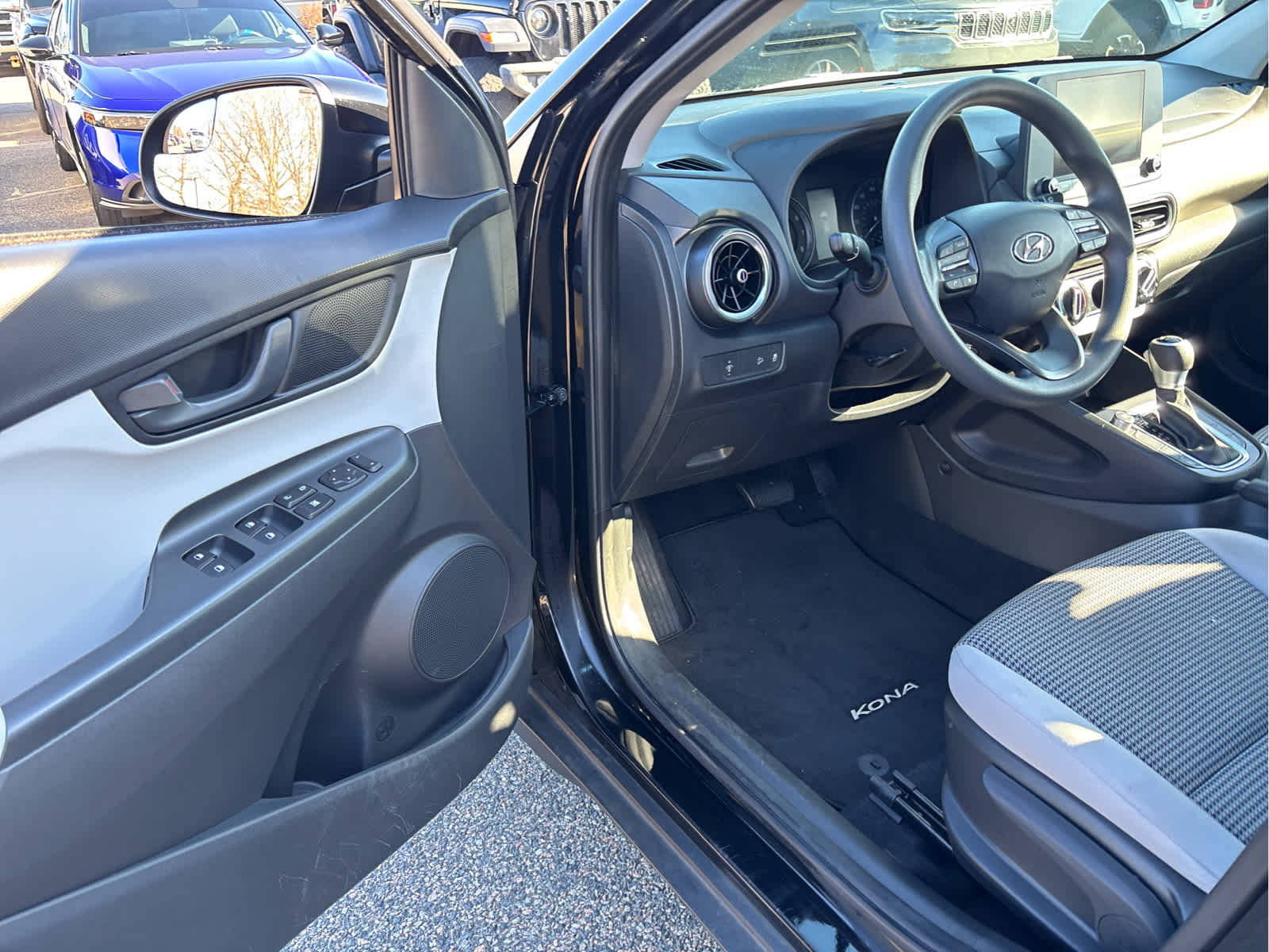 2022 Hyundai Kona SE