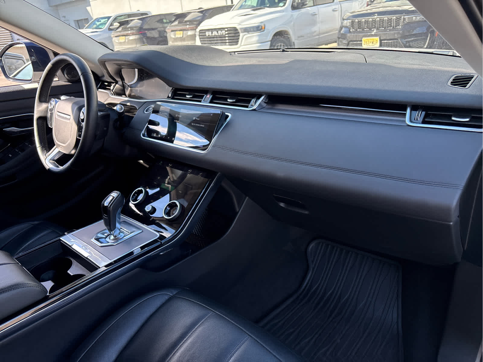 2020 Land Rover Range Rover Evoque SE