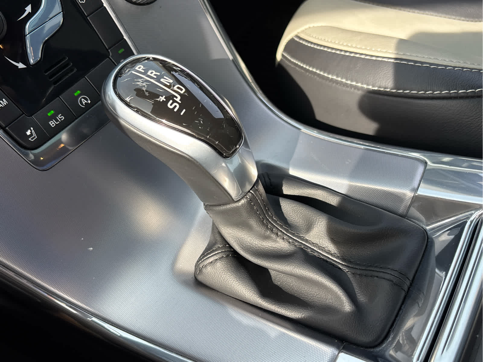 2017 Volvo XC60 Dynamic