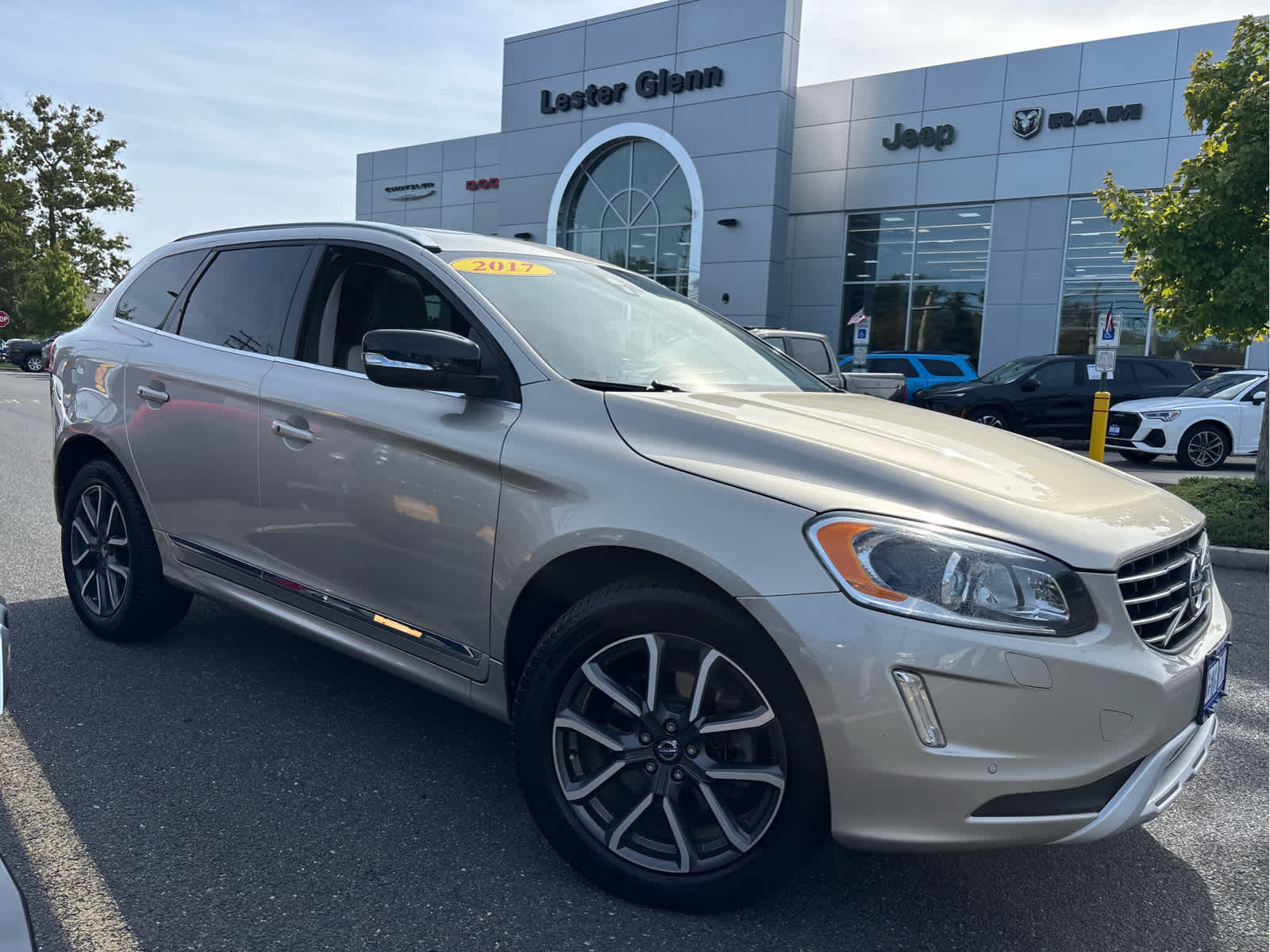 2017 Volvo XC60 Dynamic