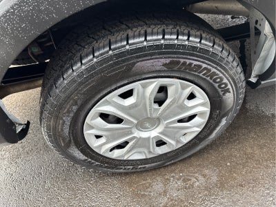 2024 Ford Transit Passenger Wagon XLT