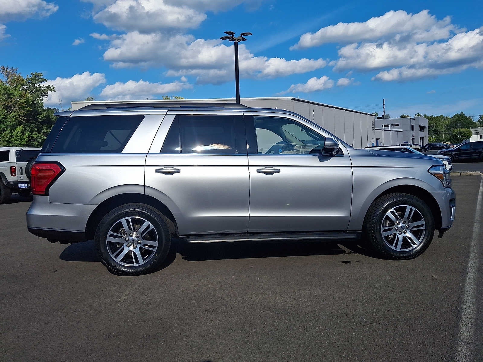 2024 Ford Expedition XLT