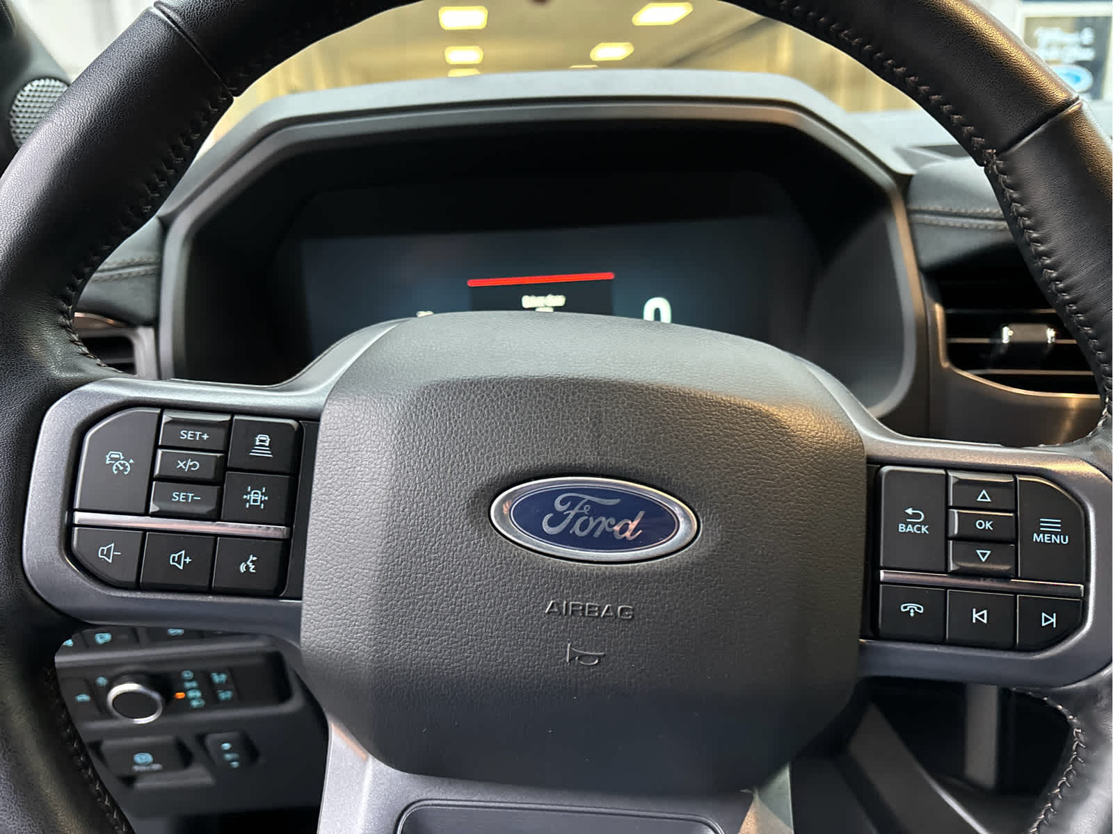 2023 Ford F-150 Lightning LARIAT