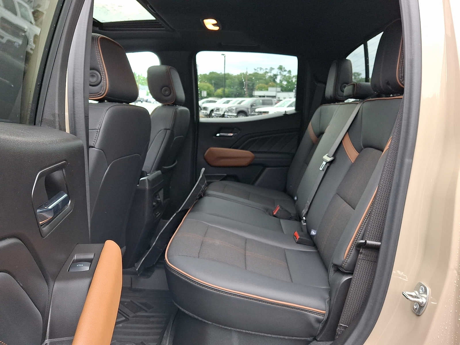 2024 GMC Canyon 4WD AT4