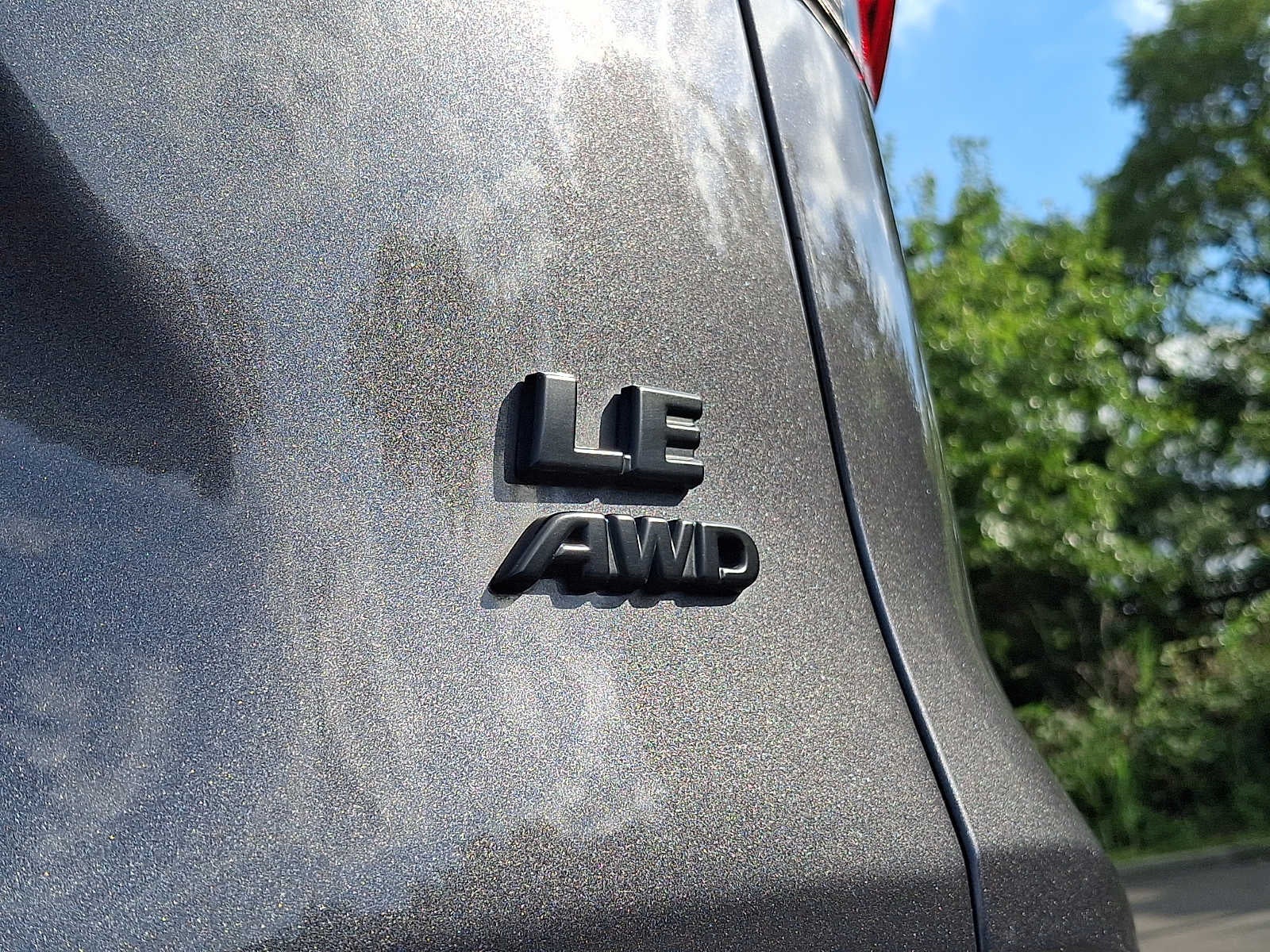 2020 Toyota RAV4 LE