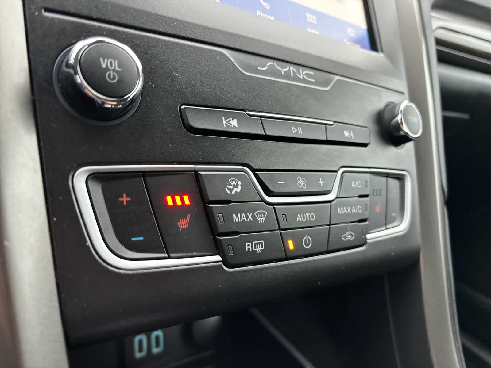 2020 Ford Fusion Energi SEL