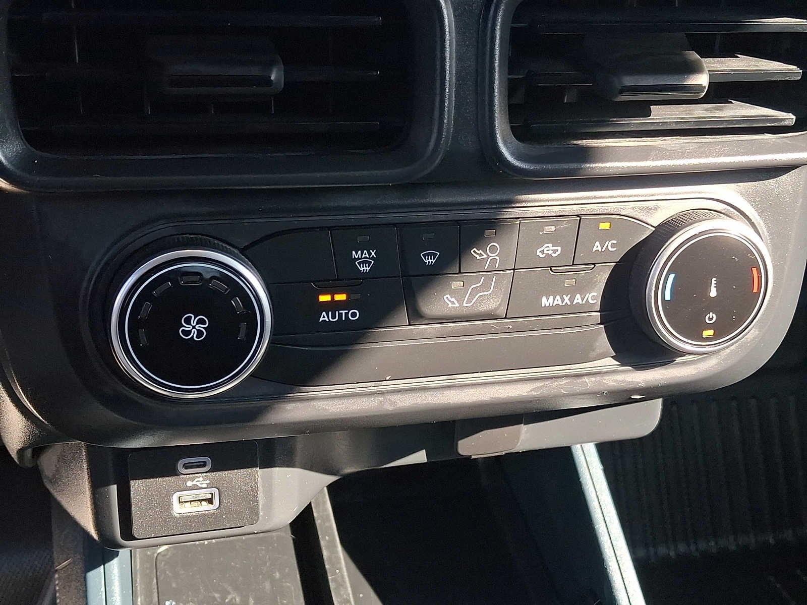 2022 Ford Maverick XL