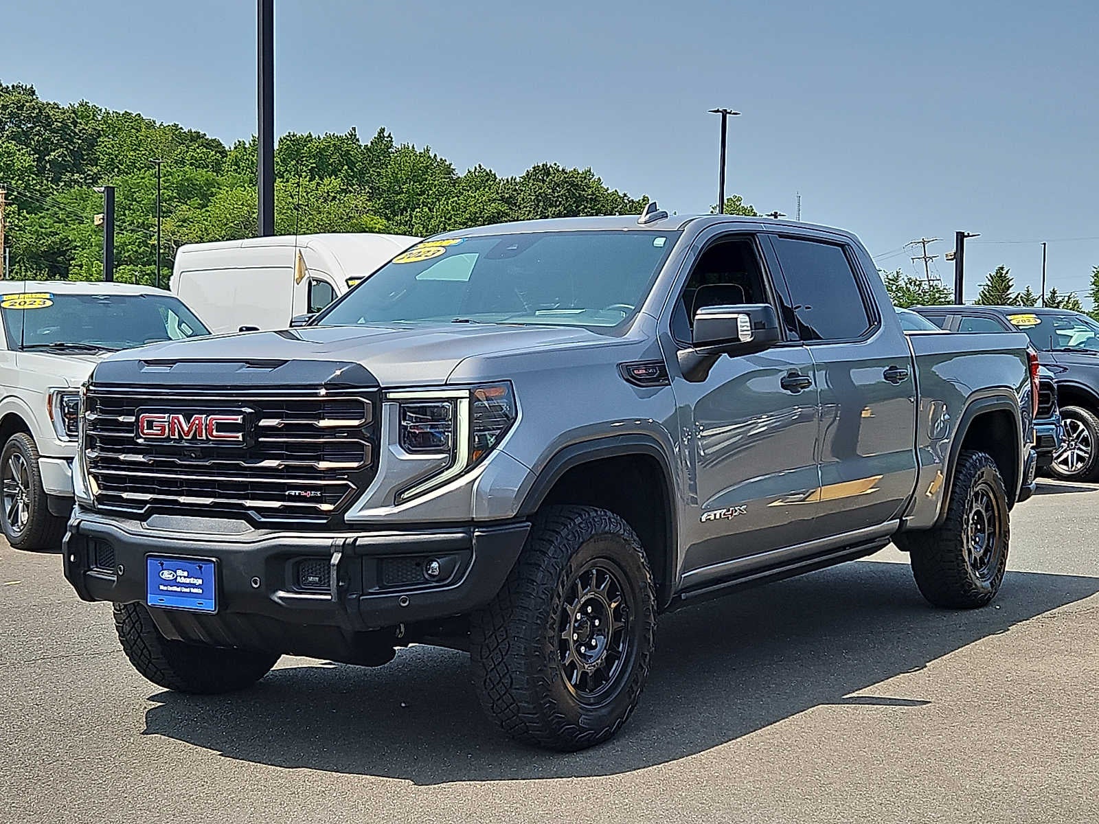 2023 GMC Sierra 1500 AT4X