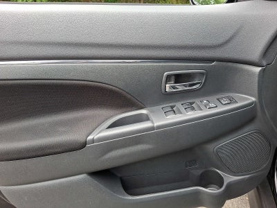 2025 Mitsubishi Outlander Sport LE