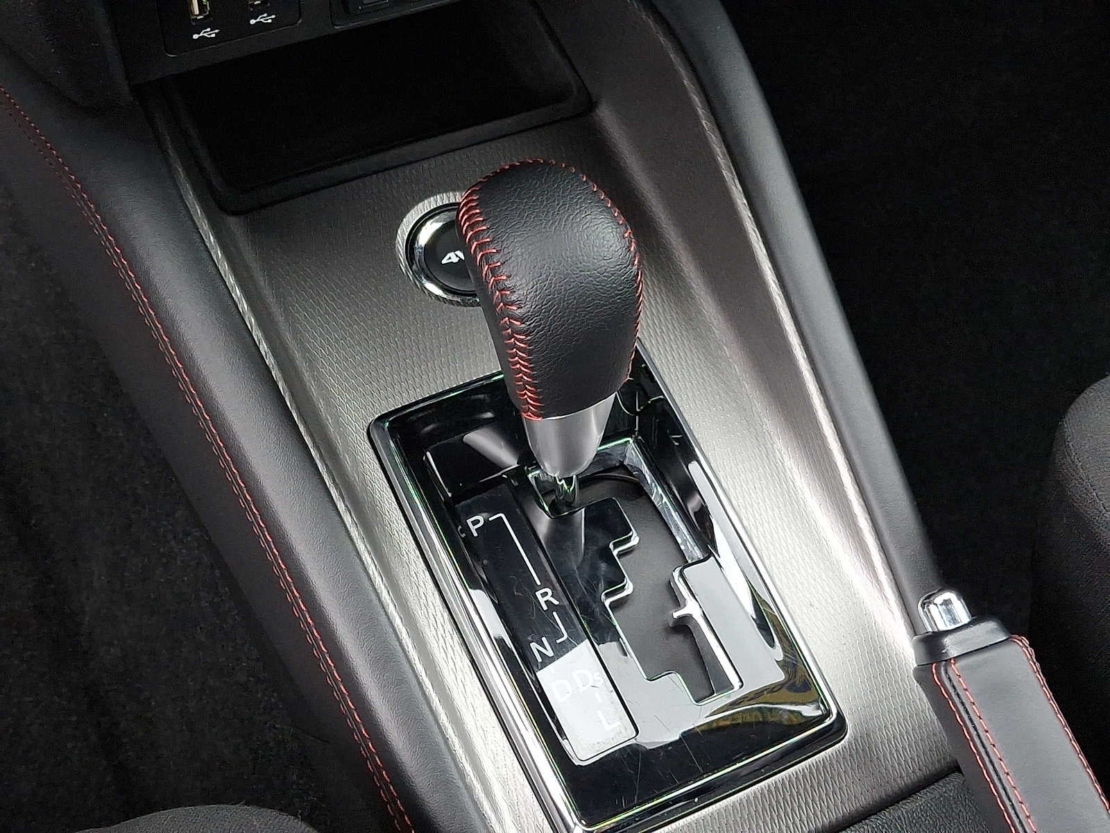 2025 Mitsubishi Outlander Sport LE