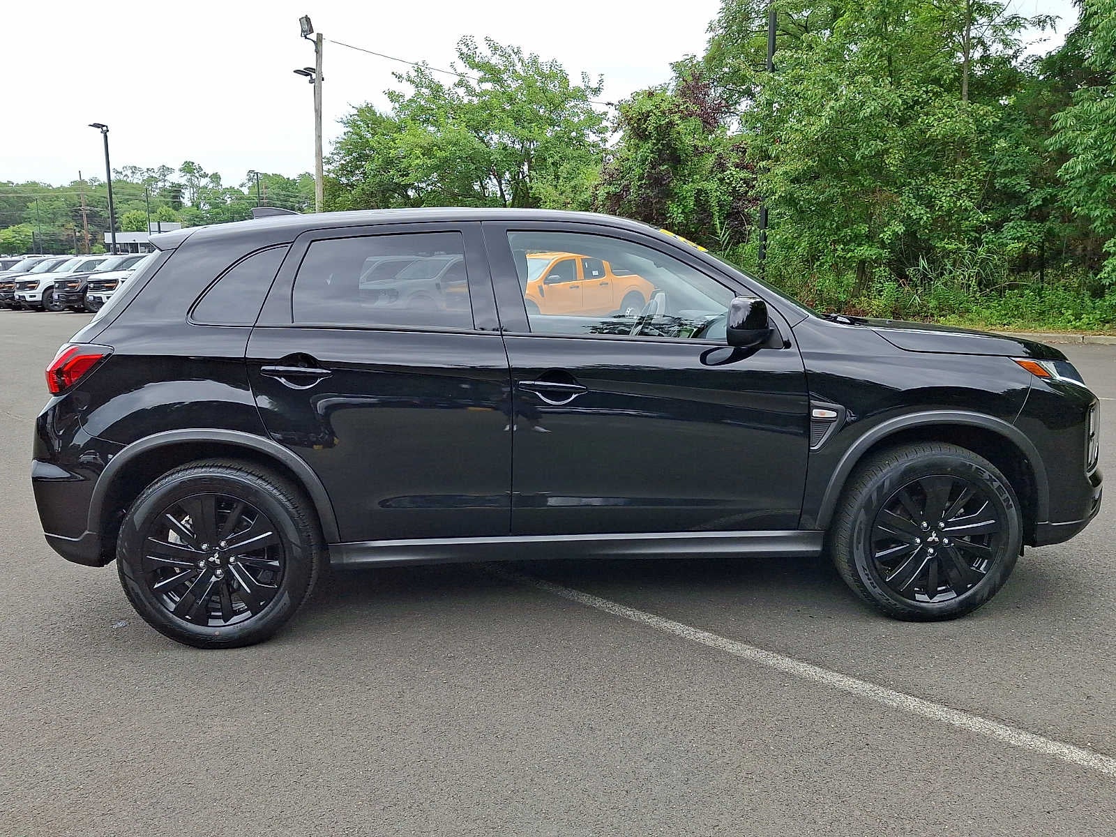 2025 Mitsubishi Outlander Sport LE