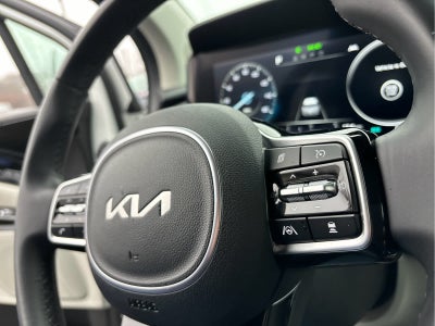 2024 Kia Carnival SX