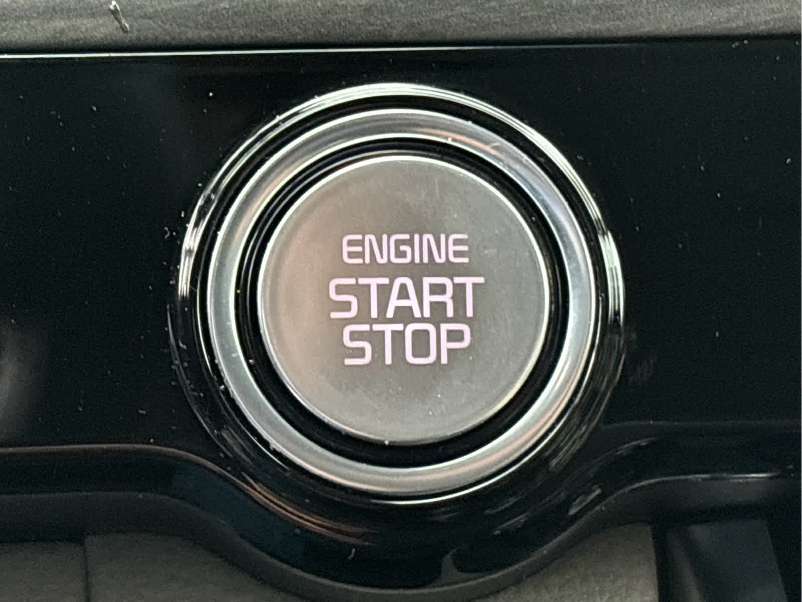 2024 Kia Carnival SX