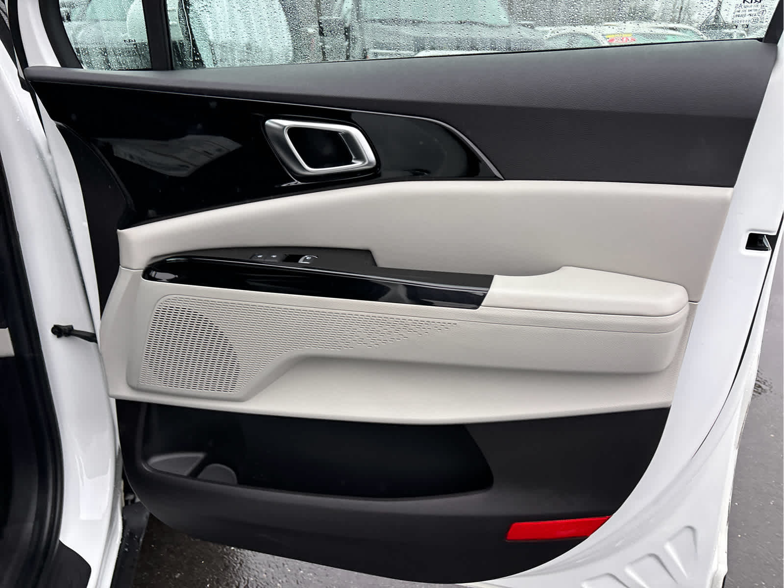 2024 Kia Carnival SX