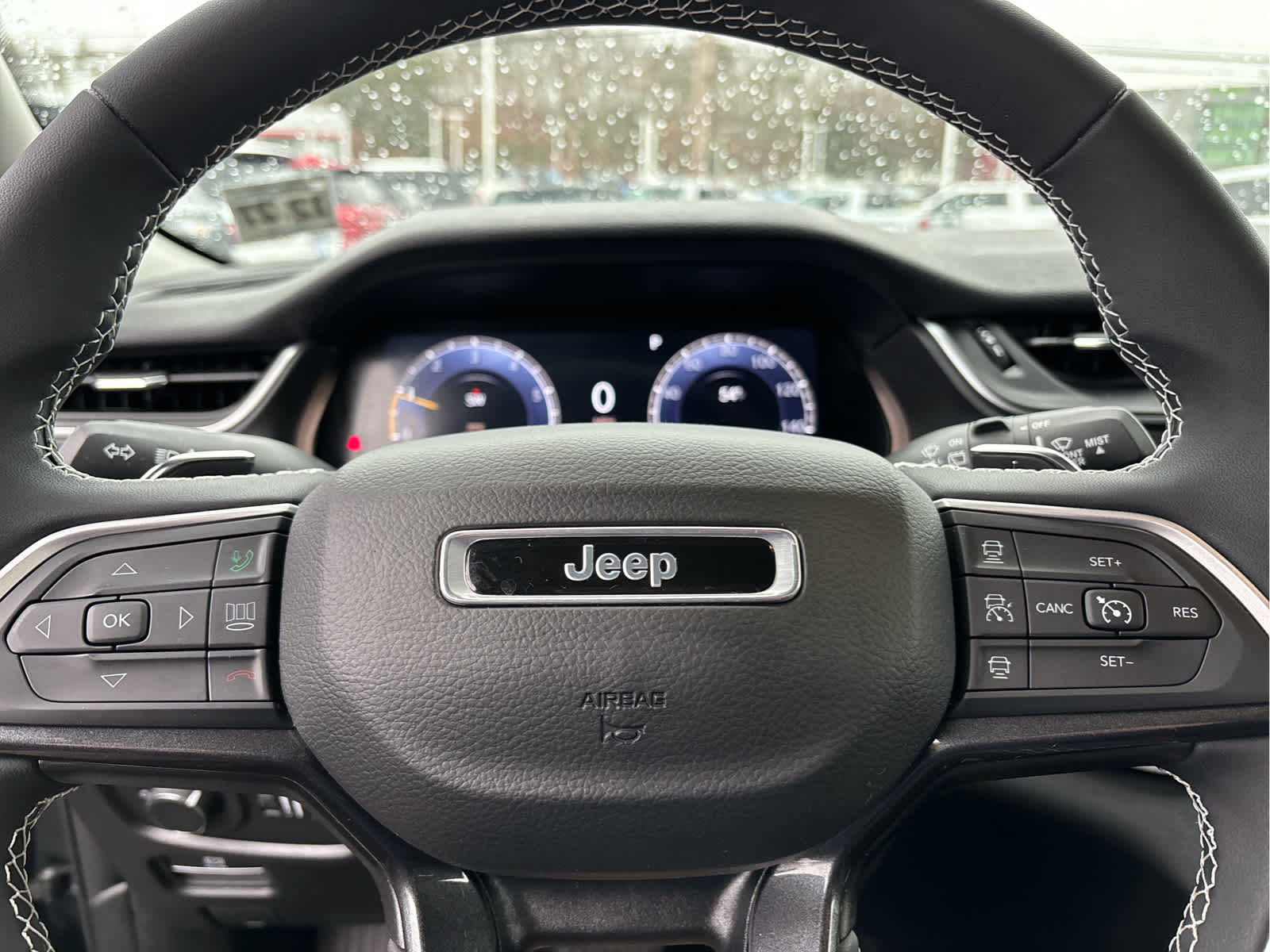 2023 Jeep Grand Cherokee Laredo