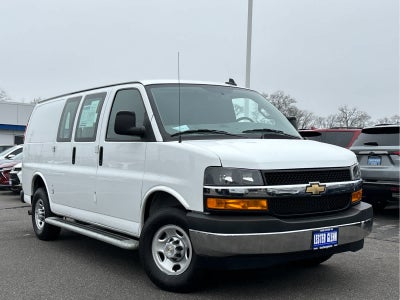 2024 Chevrolet Express RWD 2500 135"