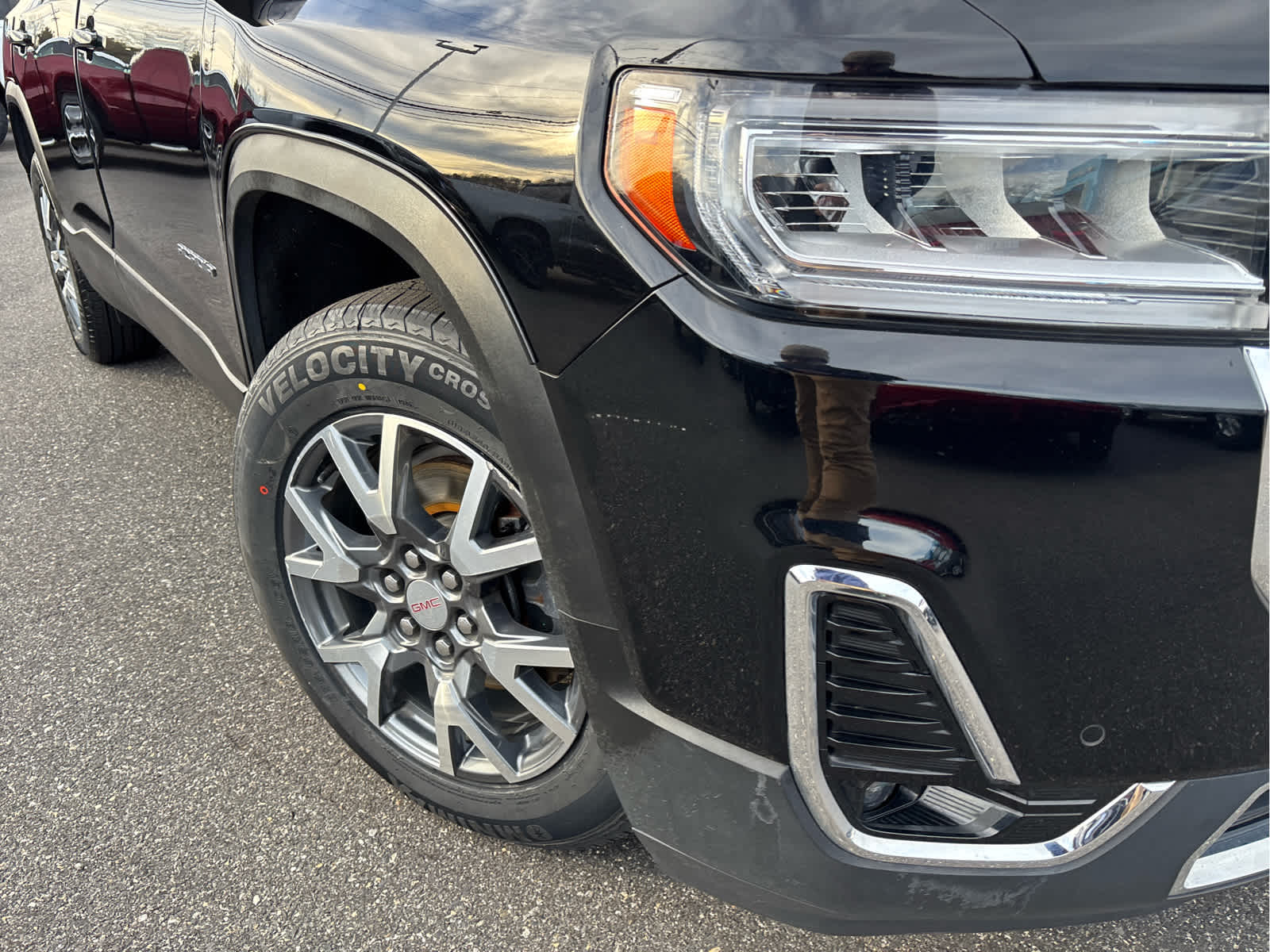 2023 GMC Acadia SLT