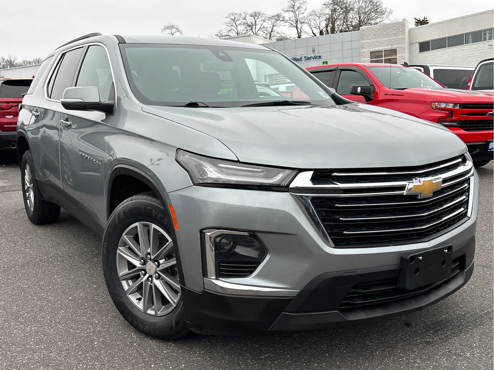 2023 Chevrolet Traverse LT Cloth