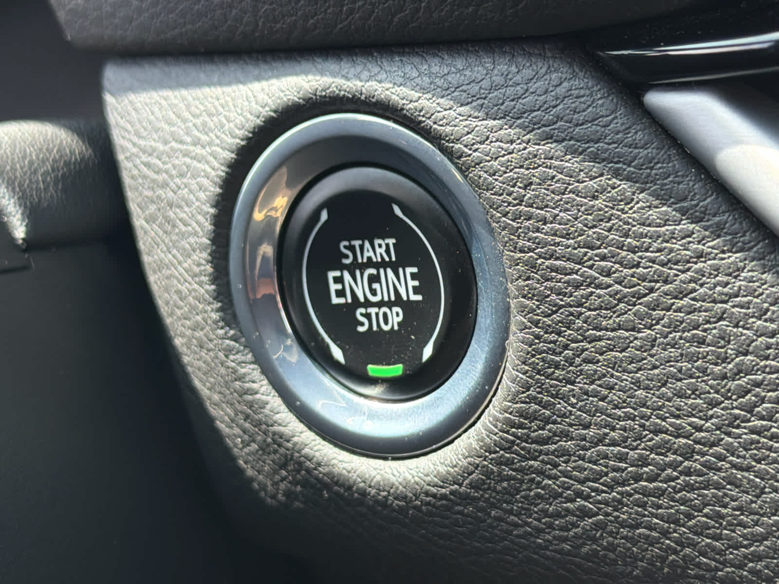 2024 Cadillac XT4 FWD Luxury