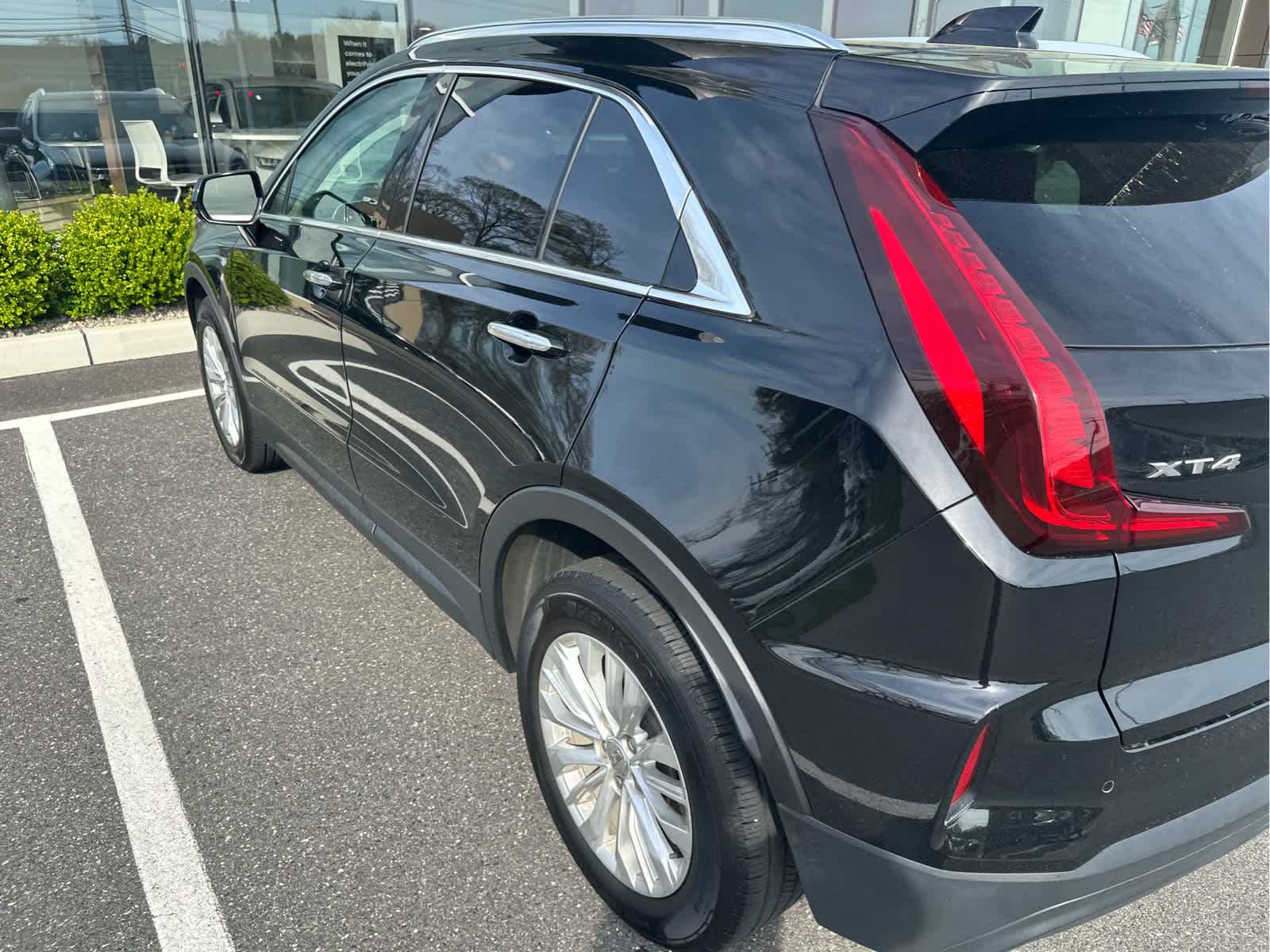 2024 Cadillac XT4 FWD Luxury