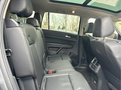 2020 Volkswagen Atlas 3.6L V6 SE w/Technology R-Line