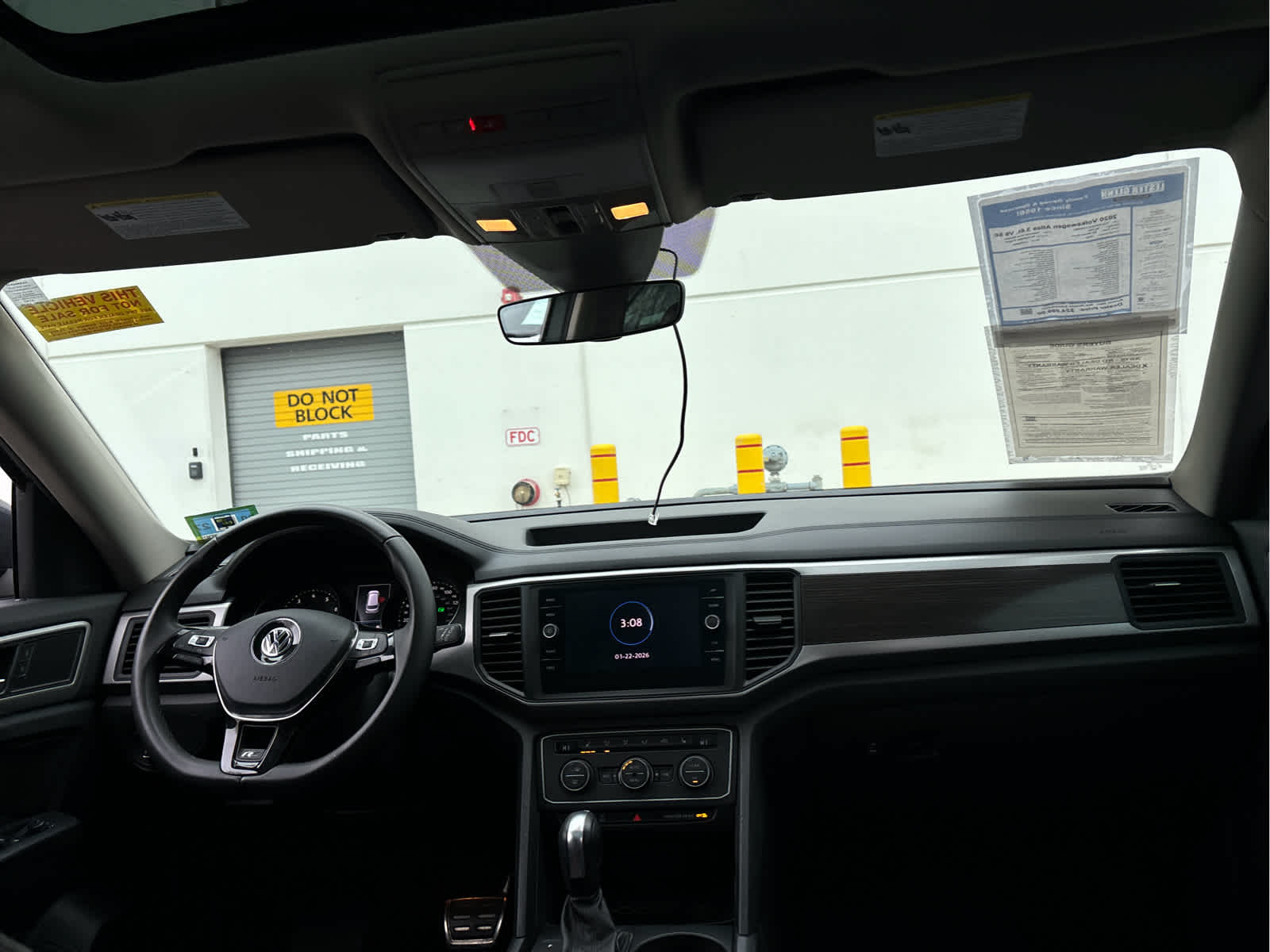 2020 Volkswagen Atlas 3.6L V6 SE w/Technology R-Line