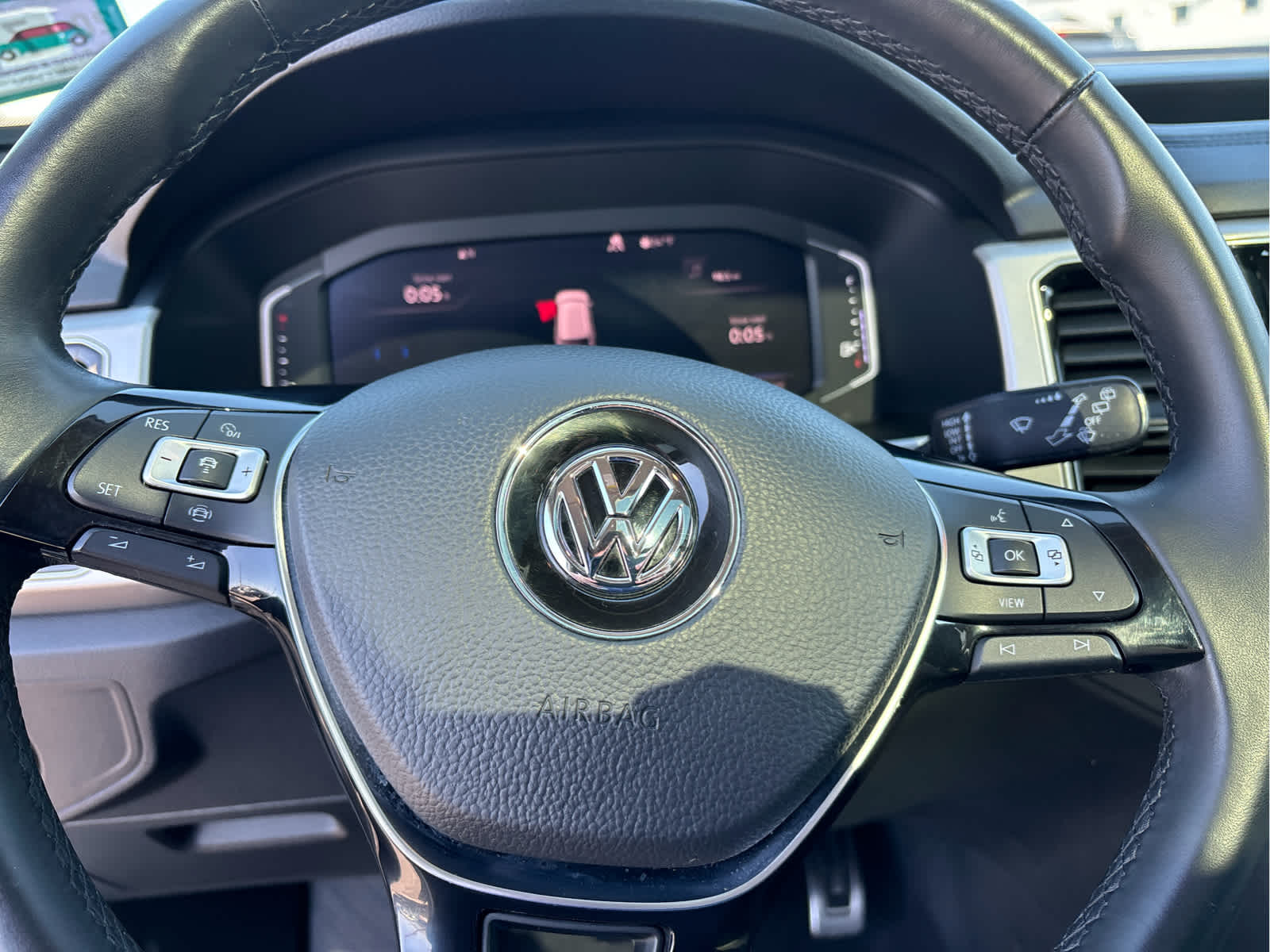 2019 Volkswagen Atlas 3.6L V6 SEL R-Line