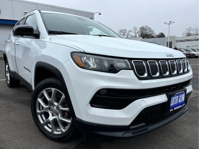 2022 Jeep Compass Latitude Lux