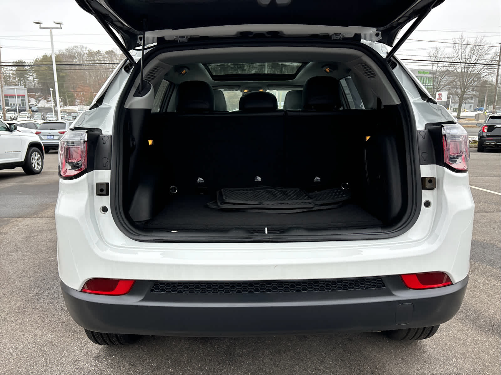 2022 Jeep Compass Latitude Lux