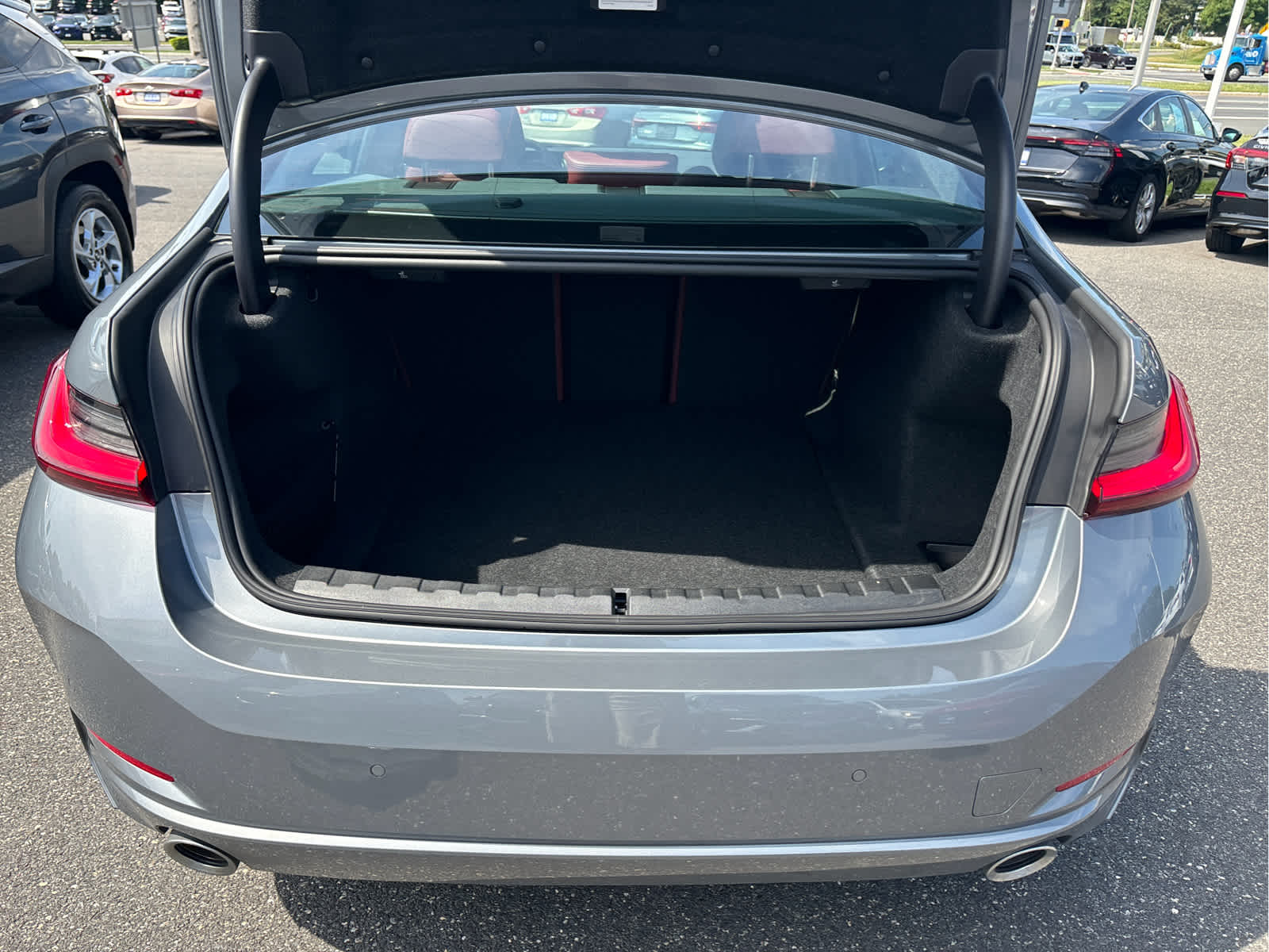 2025 BMW 330i xDrive 330i xDrive