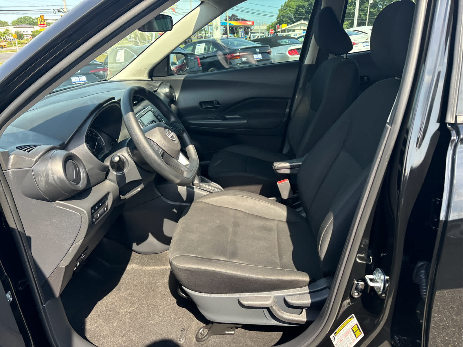 2025 Nissan Kicks Play S
