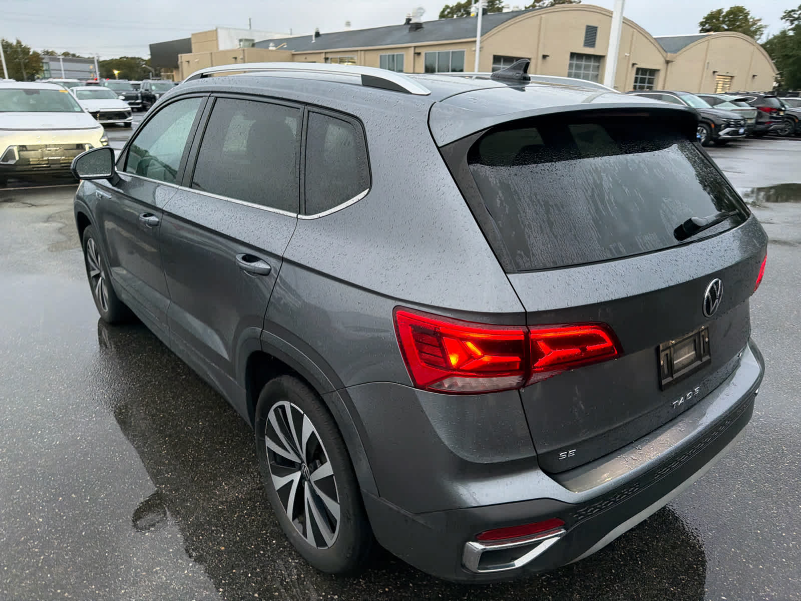 2022 Volkswagen Taos SE