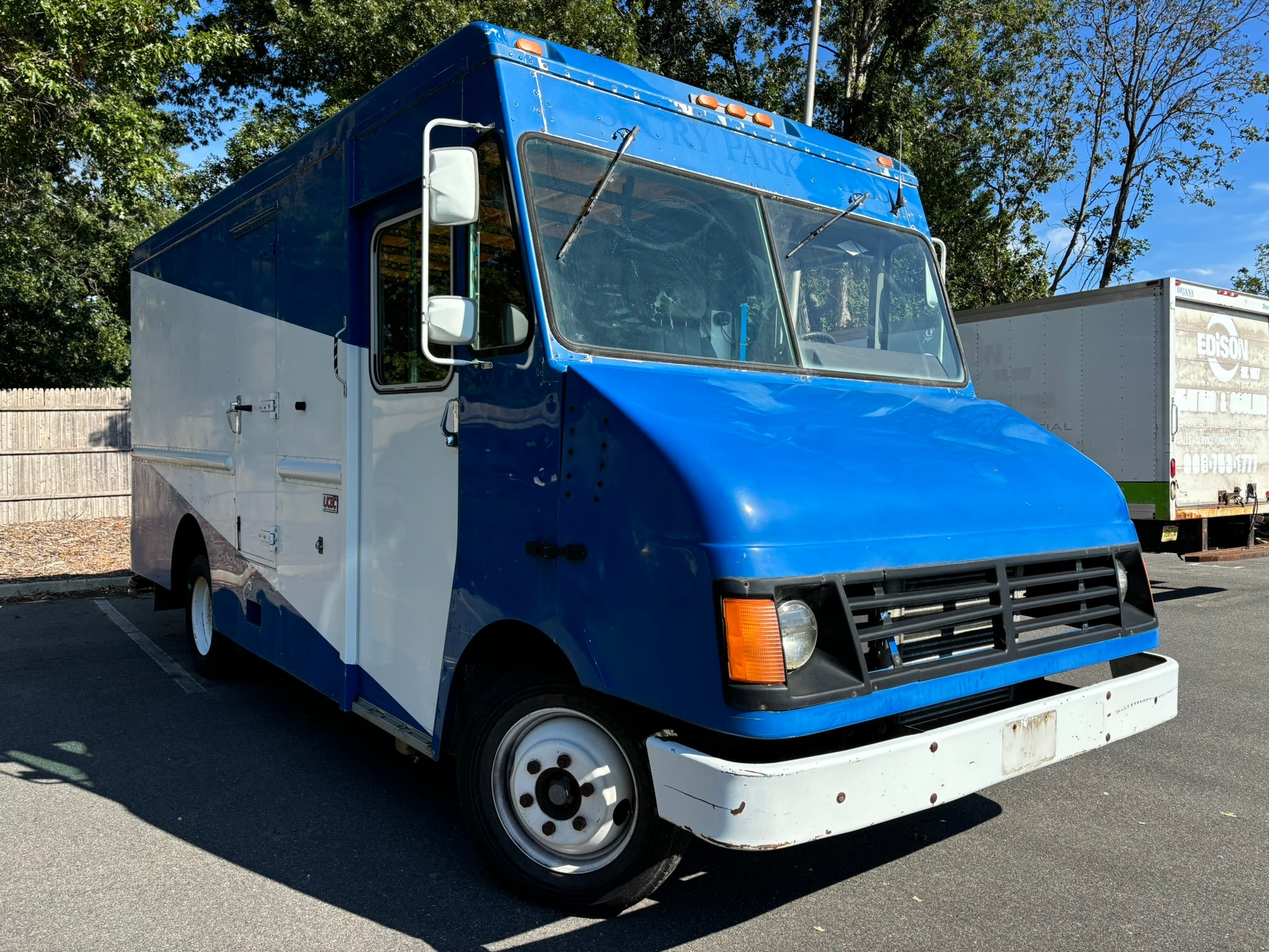 2004 Freightliner MT45 STEP VAN