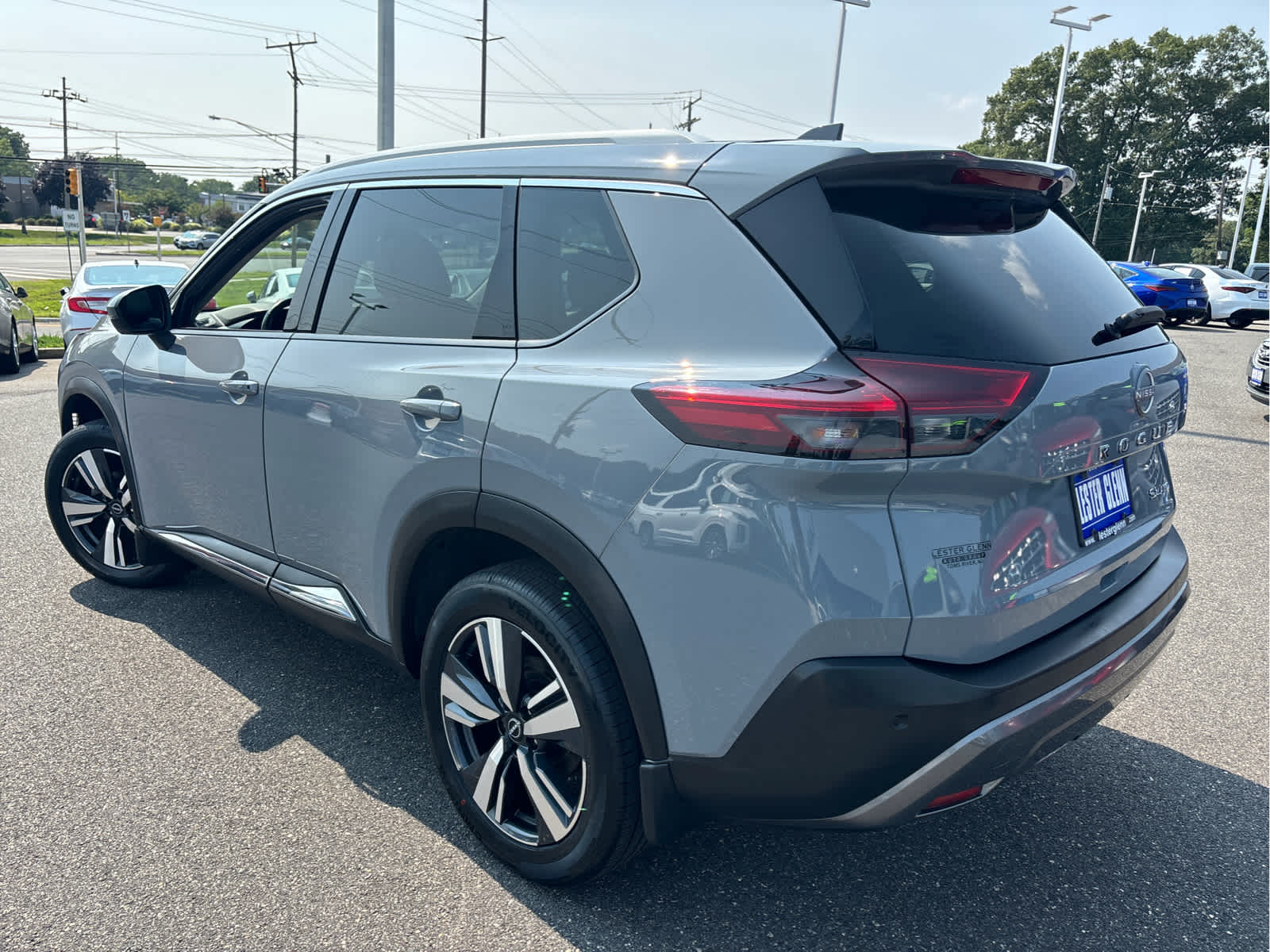 2023 Nissan Rogue SL