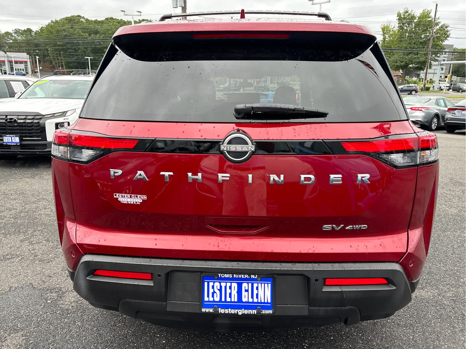2023 Nissan Pathfinder SV