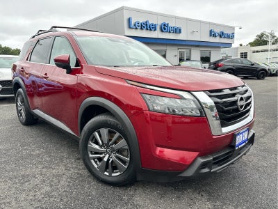 2023 Nissan Pathfinder SV