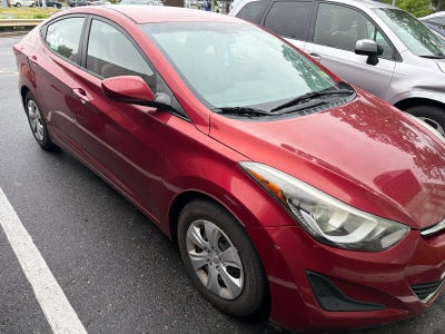 2016 Hyundai Elantra SE